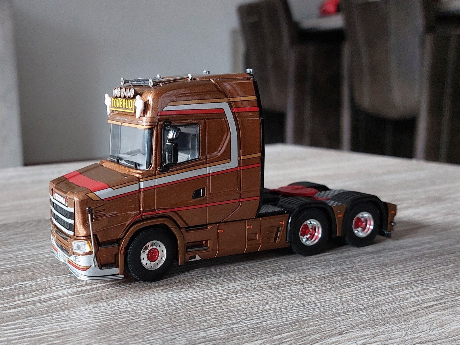 WSI Scania Tonerud., Hobby en Vrije tijd, Modelauto's | 1:50, Ophalen of Verzenden, Zo goed als nieuw, Bus of Vrachtwagen, Wsi