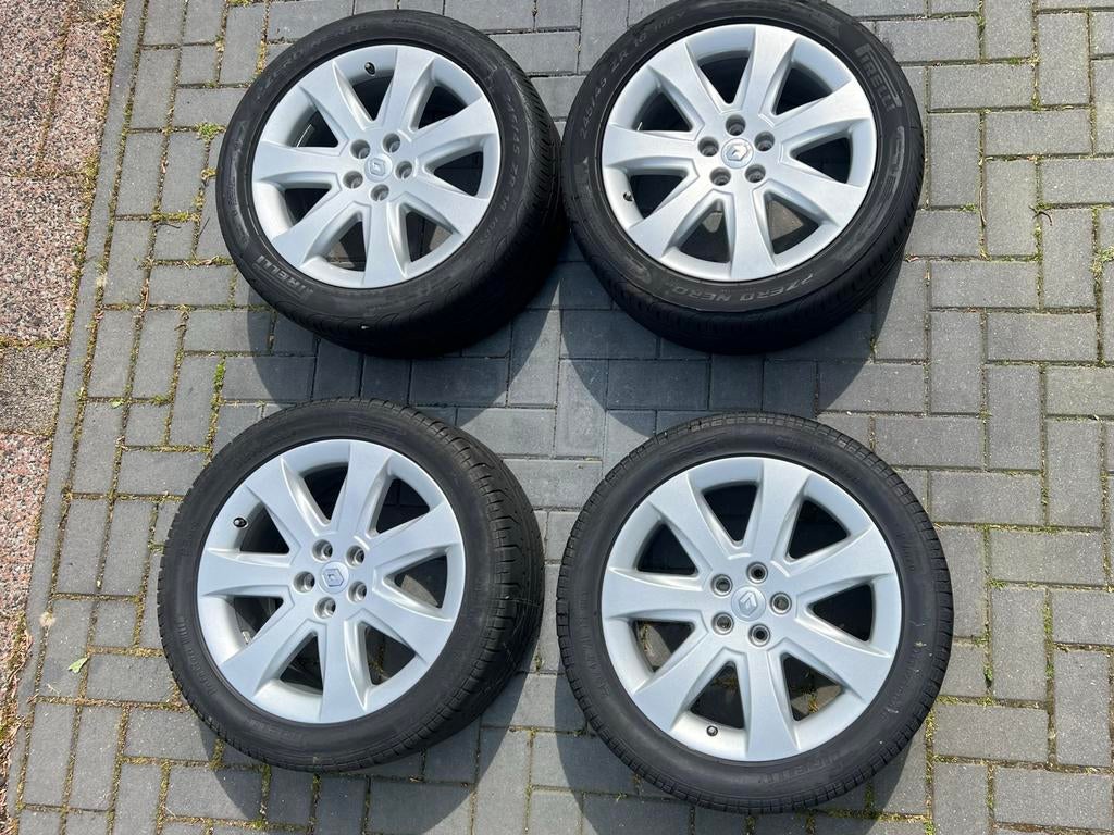 Originele Renault 18 inch lichtmetalen velgen. Onbeschadigd., Auto-onderdelen, Banden en Velgen, Ophalen, 18 inch, Banden en Velgen