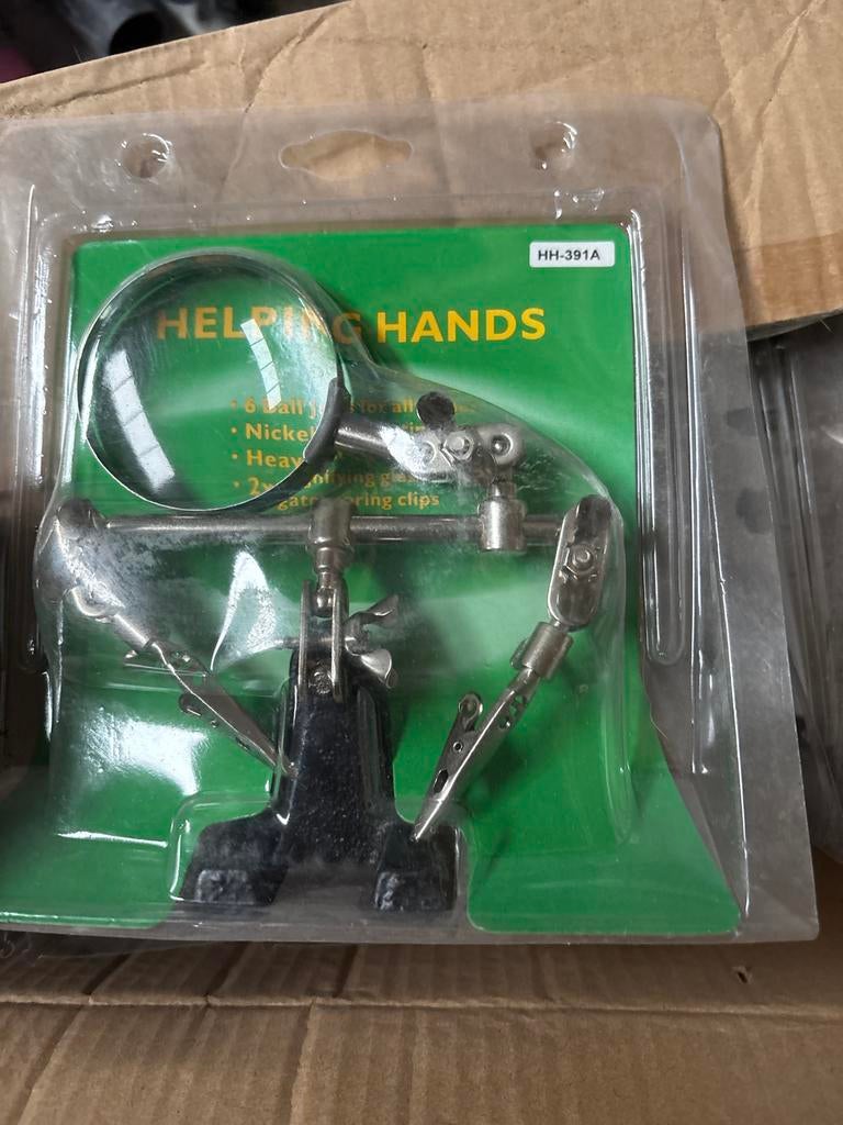 Helping Hands Soldeerstation met Vergrootglas 9 stuks, Ophalen of Verzenden, Nieuw, Overige typen