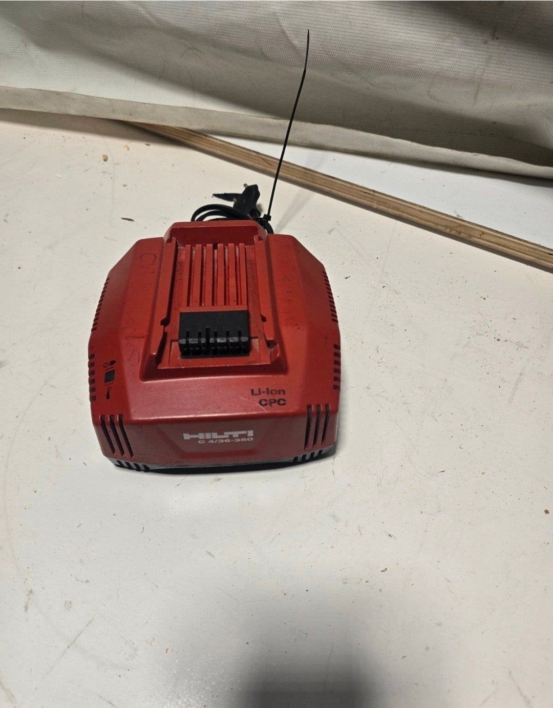 hilti snel lader & oplader 22v/36v, Hilti, N.v.t, N.v.t, Hilti