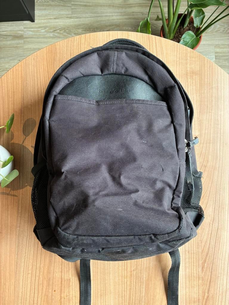 zwarte day backpack, Ophalen, Gebruikt, 25 tot 40 cm, Overige merken