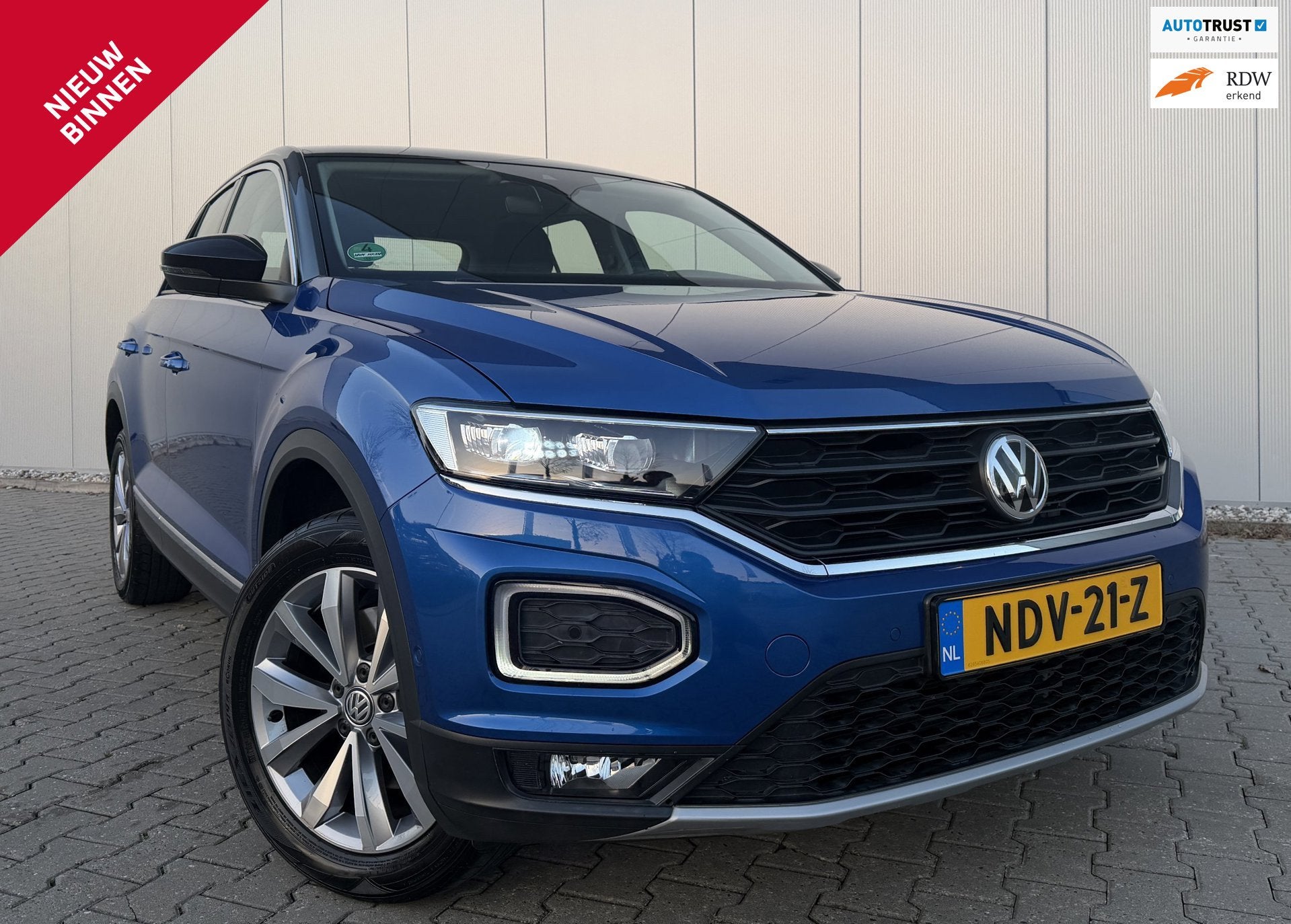 Volkswagen T-ROC 1.0 TSI 116PK | LED | Cruise | Lane |, Auto's, Voorwielaandrijving, Dealer onderhouden, Gebruikt, Euro 6