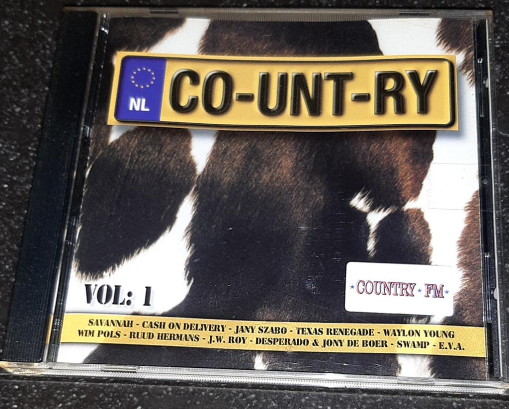 CO-UNT-RY vol. 1, Ophalen of Verzenden, Zo goed als nieuw
