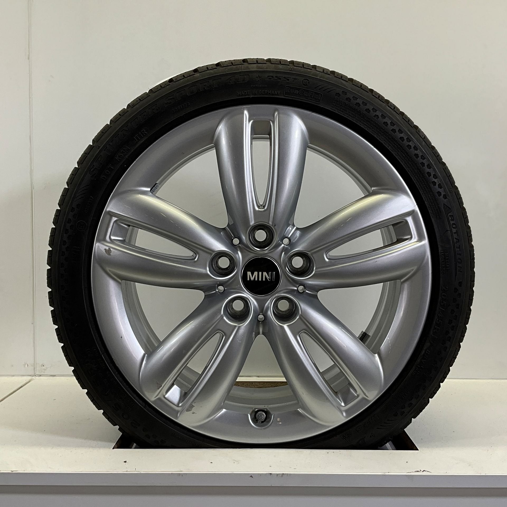 MINI JCW F55 F56 F57 STYLING TRACK SPOKE 501 SET VELGEN + WI, Gebruikt, -, -, Banden en Velgen