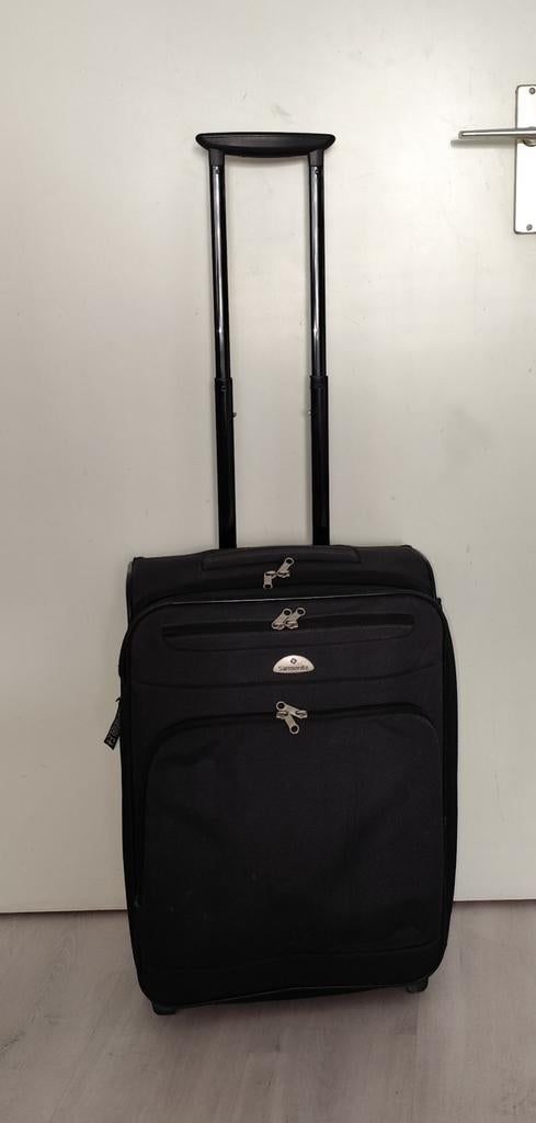 Trolley Samsonite met twee wielen 55x40x20 cm met, Wieltjes, 50 tot 60 cm, Hard kunststof, Ophalen of Verzenden