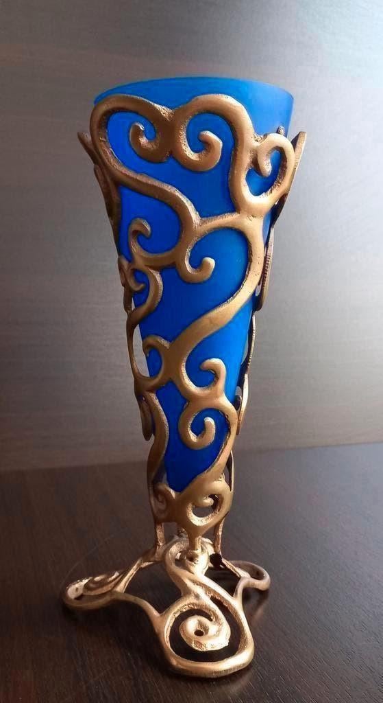 Art deco franse bronzen Vaas met blauwe matte glazen inzet, Ophalen of Verzenden