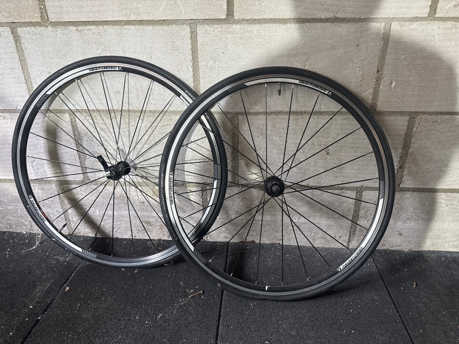 Bontrager Racefiets Wielen met Vredestein Banden, Gebruikt, Aluminium, Racefiets, Ophalen