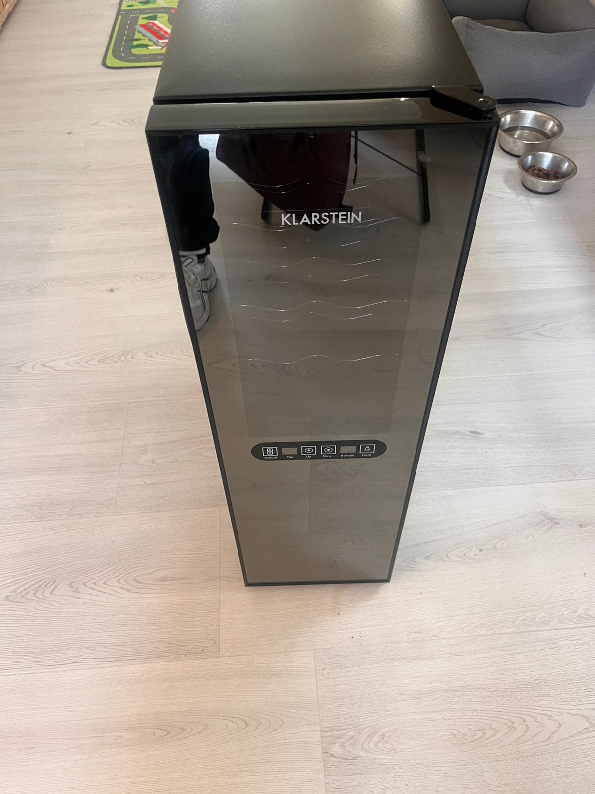 Klarstein wijnklimaatkast – 2 zones – glazen deur – netjes, Witgoed en Apparatuur, Koelkasten en IJskasten, Zonder vriesvak, 200 liter of meer