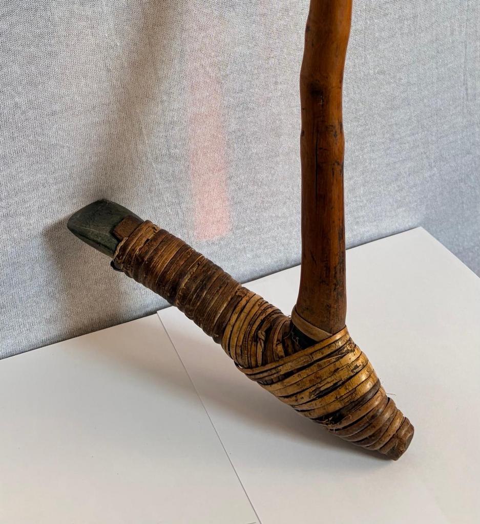 handgemaakt landbouwwerktuig uit Papoea, Antiek en Kunst, Antiek | Gereedschap en Instrumenten, Ophalen of Verzenden