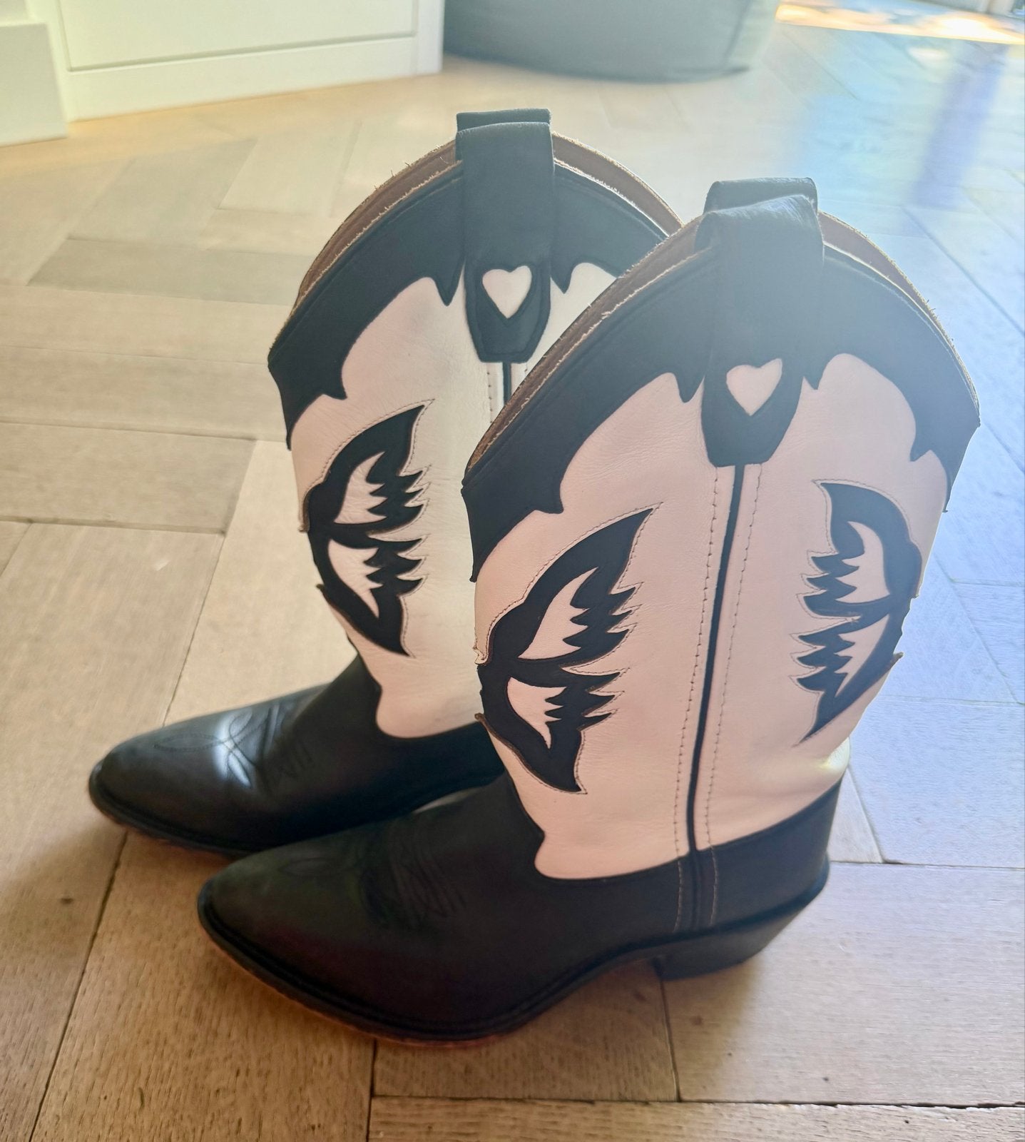 Moonrise zwart-witte cowboylaarzen, Ophalen of Verzenden, Zo goed als nieuw, Meisje, Laarzen