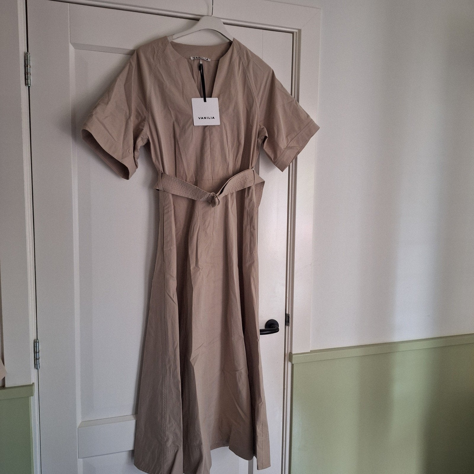 Vanilia beige jurk 36 S zand maxi lange, Vanilia, Beige, Nieuw, Ophalen of Verzenden