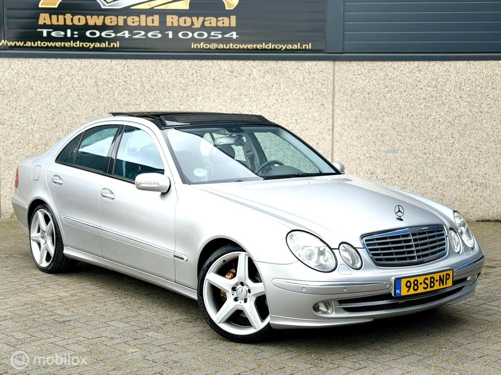 Dikke Mercedes E-klasse 500 V8*PANO*AUT*VOL, Auto's, Mercedes-Benz, Automaat, Achterwielaandrijving, Gebruikt, 8 cilinders