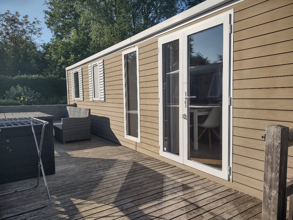 Luxe stacaravan Berghok met ruim terras, Caravans en Kamperen, Tot en met 6
