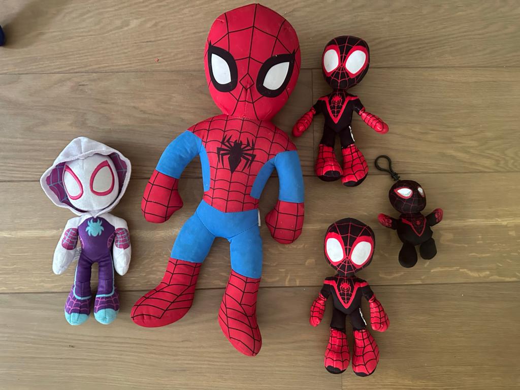 Diverse Spiderman en Spiderman knuffels, Gebruikt, Overige merken, Met geluid, Overige karakters