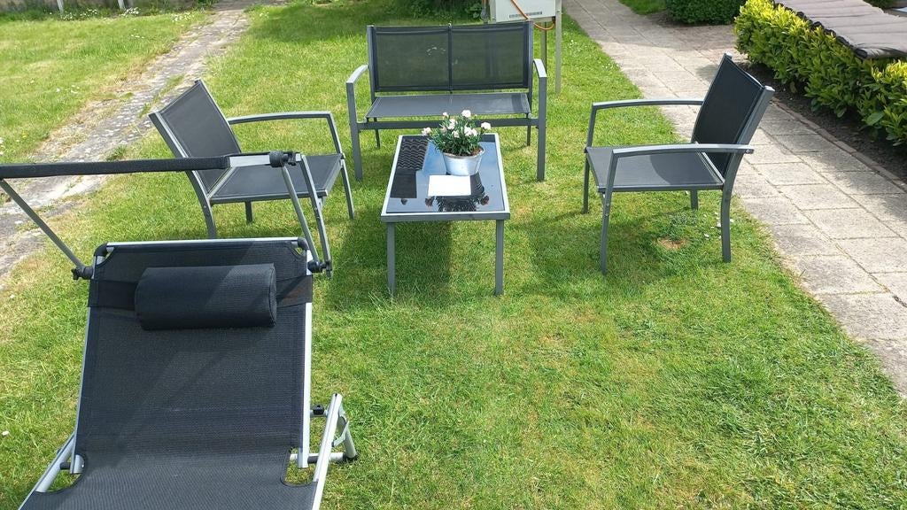 Tuinset met ligbed - Zo goed als nieuw, Tuin en Terras, Ligbedden, Ophalen of Verzenden, Zo goed als nieuw, Metaal