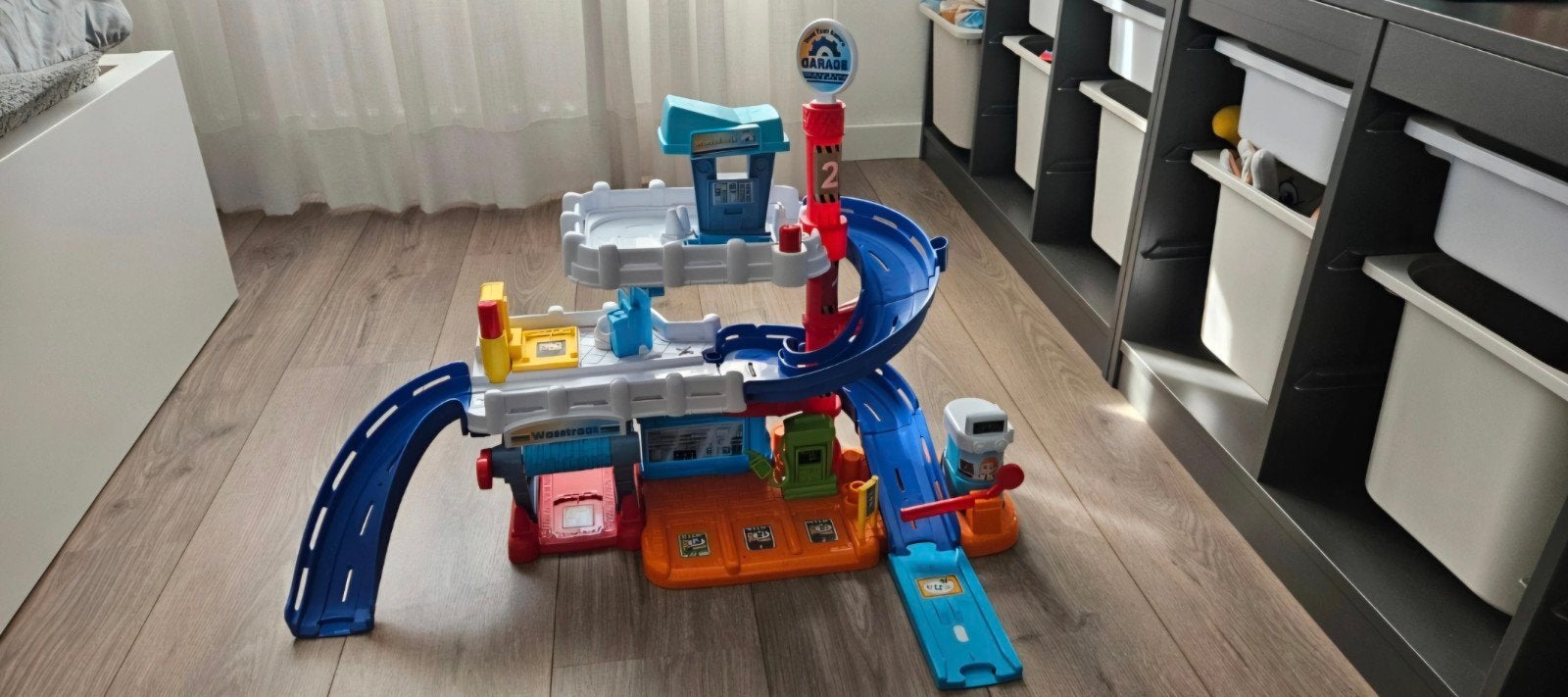VTech Toet Toet Auto's Garage met diverse voertuigen, Ophalen of Verzenden, Zo goed als nieuw