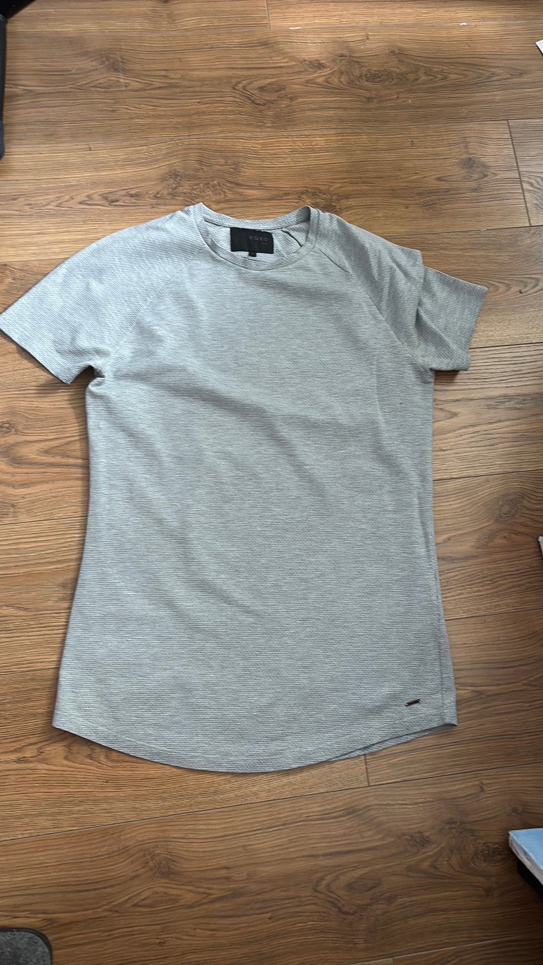 T-shirt Required, Ophalen of Verzenden, Zo goed als nieuw, Maat 38/40 (M), Korte mouw