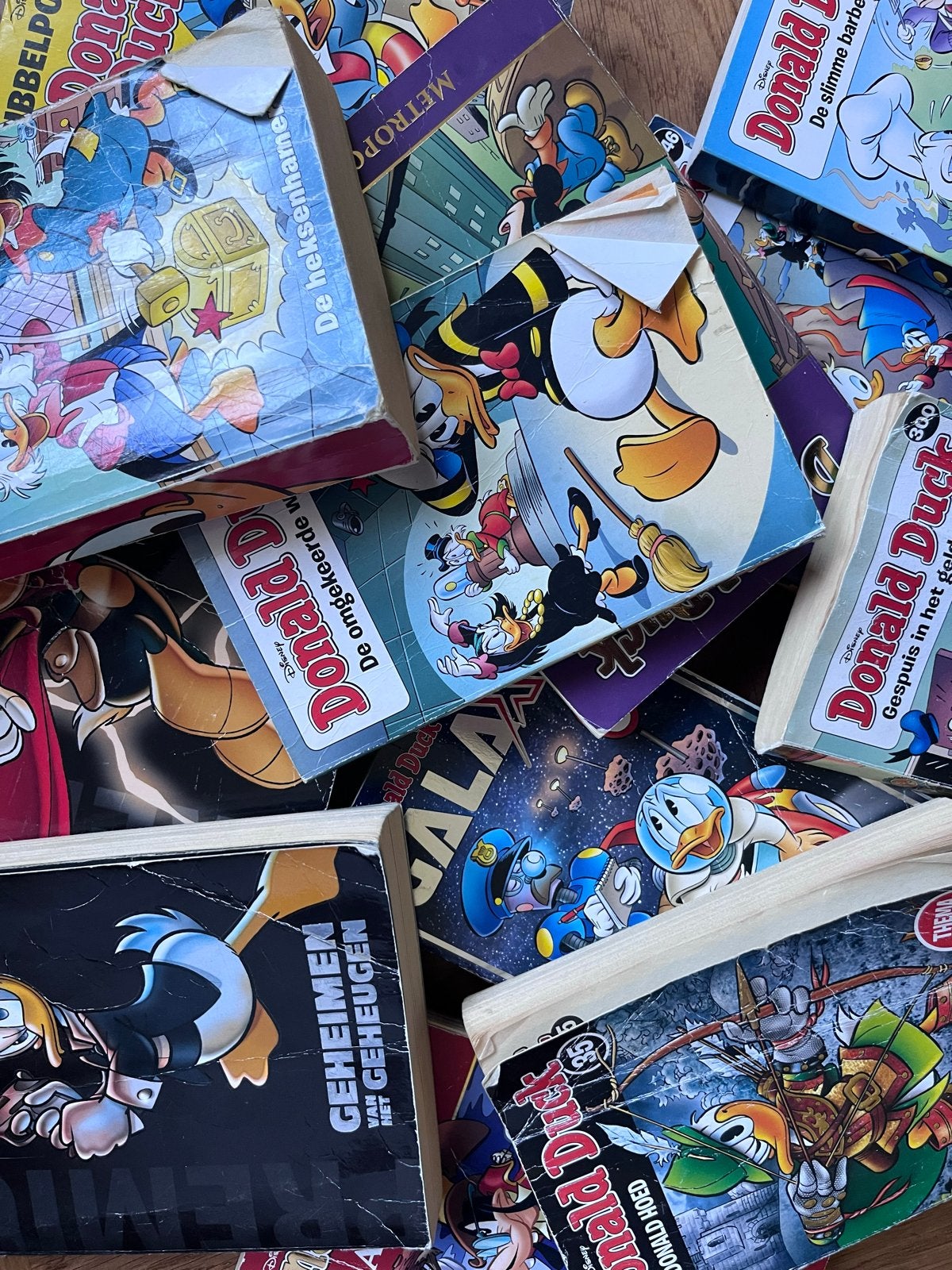 Grote collectie Donald Duck stripboeken (NL & DE), Boeken, Stripboeken, Meerdere stripboeken, Ophalen, Gelezen
