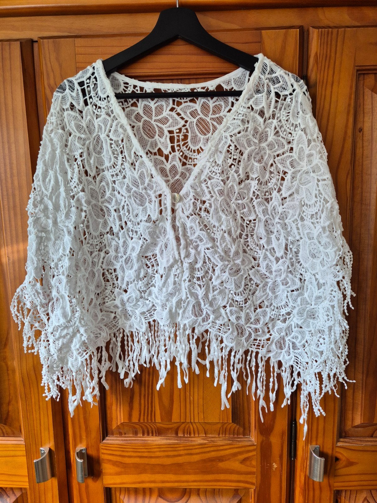 Zwieren over de boulevard met deze prachtige kanten bolero?!, Ophalen of Verzenden, Nieuw, Wit, Trui of Vest