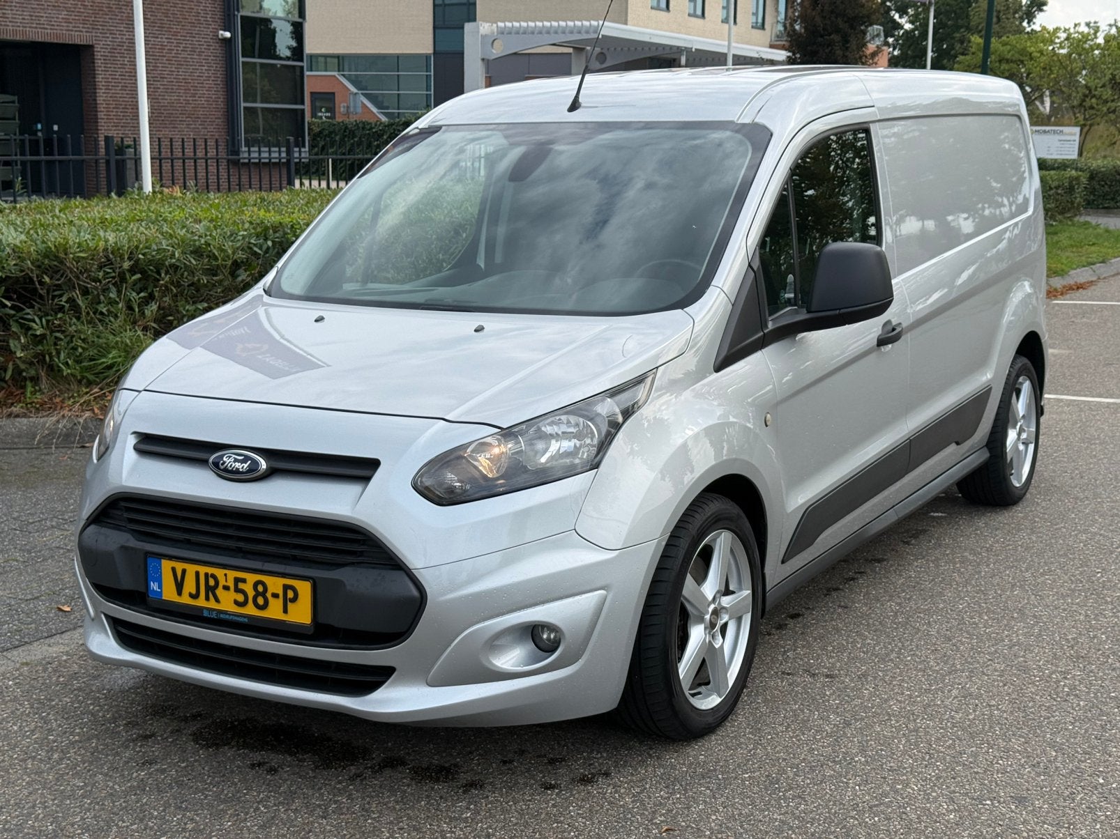 Ford Transit Connect 1.6 TDCi 116PK L2 (2015), 21 km/l, 4 cilinders, Diesel, 115 pk