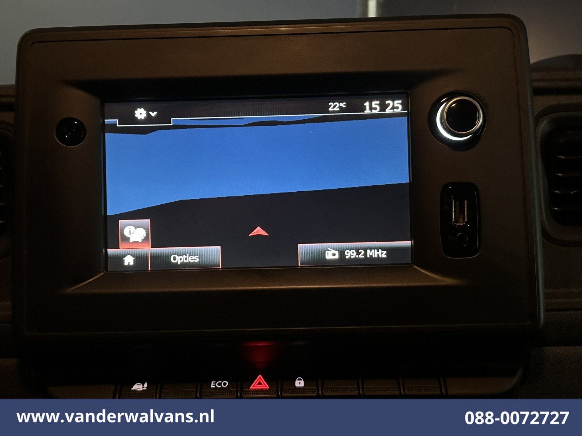 Renault Master 2.3 dCi 136pk L2H2 Euro6 Airco | Navigatie |, Voorwielaandrijving, Dealer onderhouden, Gebruikt, Euro 6
