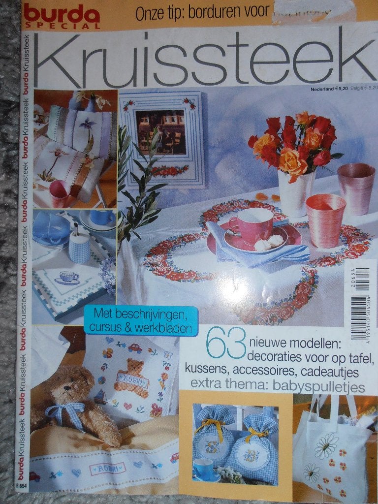 Burda special kruissteek E654 met 63 modellen borduren, Burda, Ophalen of Verzenden, Zo goed als nieuw, Borduren en Naaien
