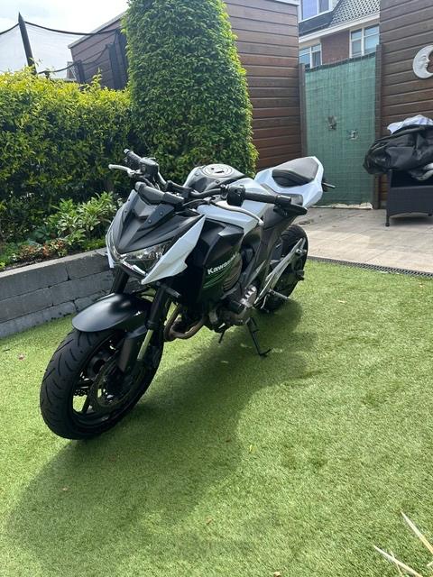Motor - Kawasaki Z800e, 4 cilinders, Gebruikt, Minimaal motorrijbewijs A2, Handgeschakeld