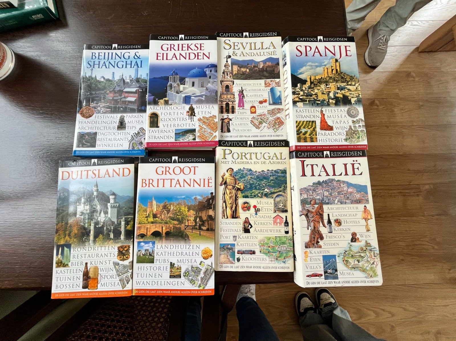 Capitool Reisgidsen: Italië, Spanje, Portugal, Groot-Brittan, Boeken, Reisgidsen, Gelezen, Capitool, Europa, Ophalen of Verzenden