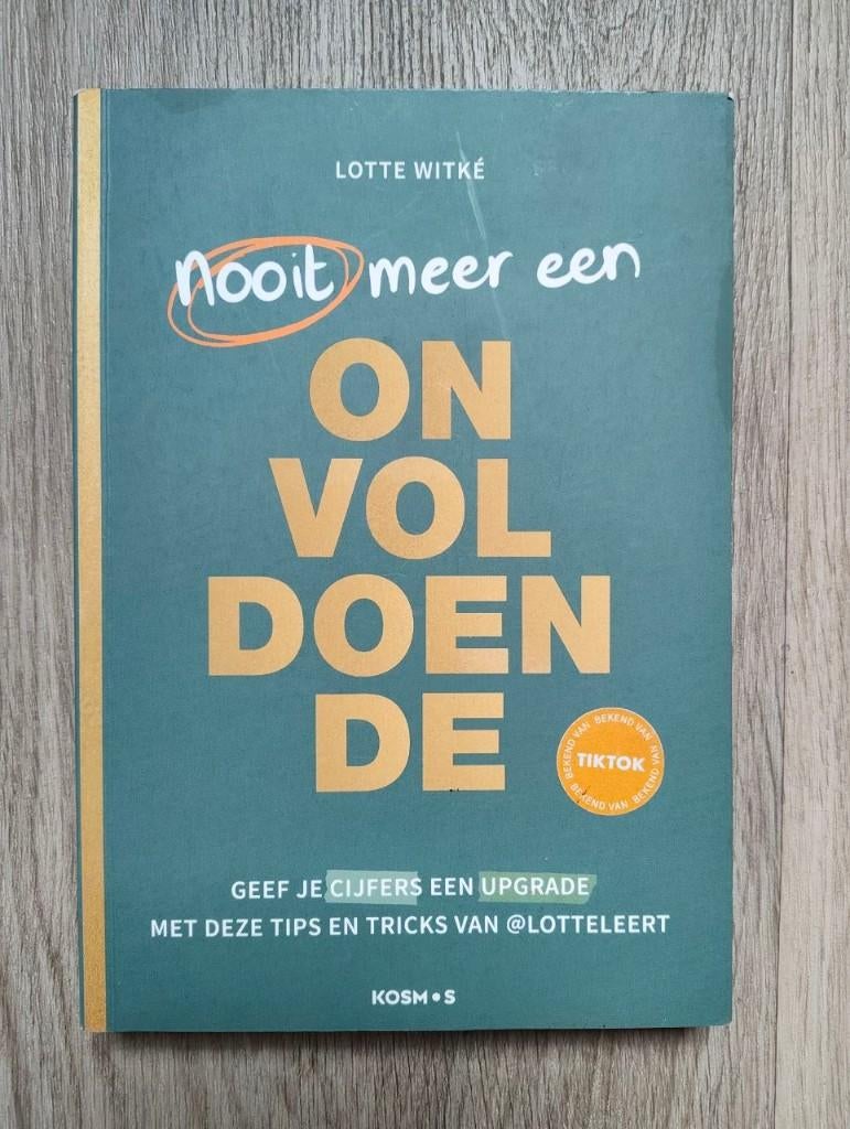 Lotte Witké - Nooit meer een onvoldoende, Ophalen of Verzenden, Beta, Zo goed als nieuw, HBO