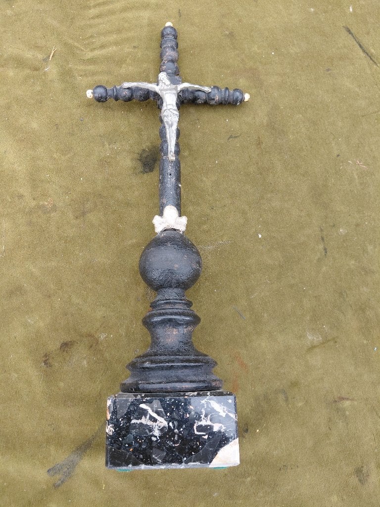 Antieke Biedermeier crusifix met corpus., Verzenden