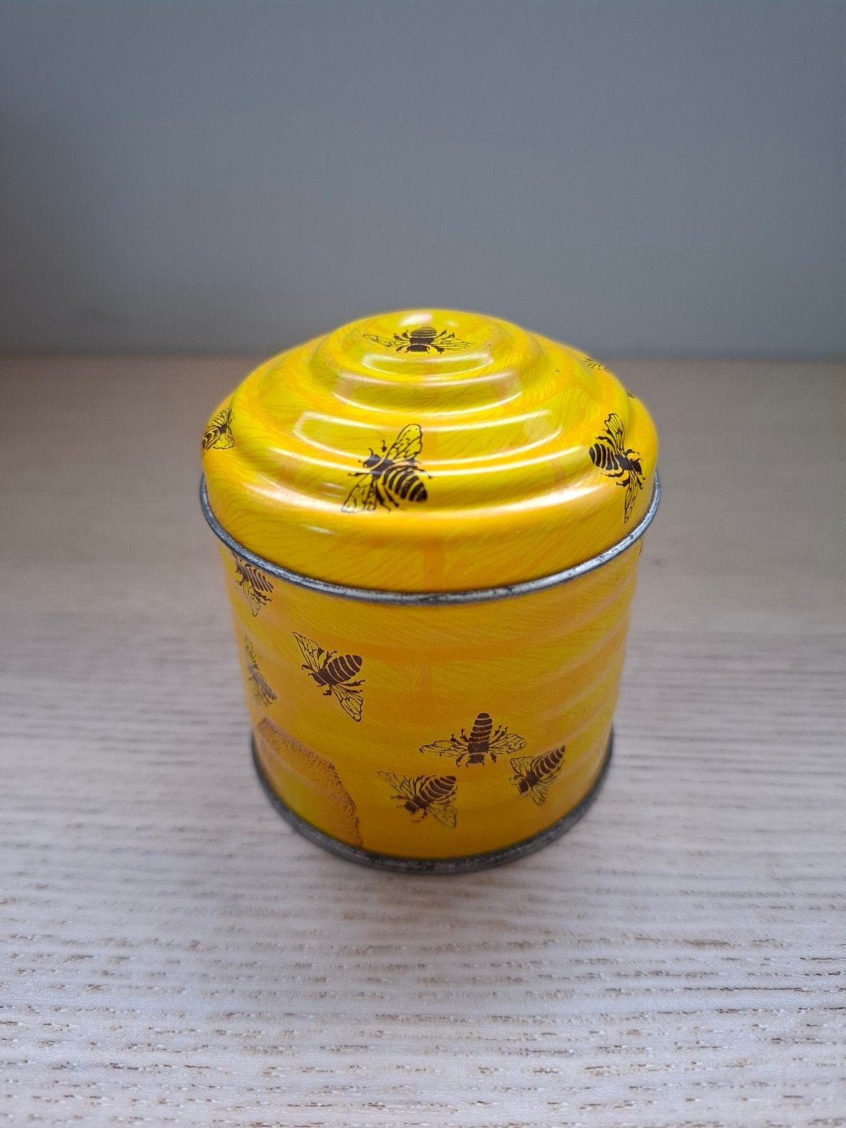Vintage Geel Bijen Honingpot Blikje, Ophalen of Verzenden