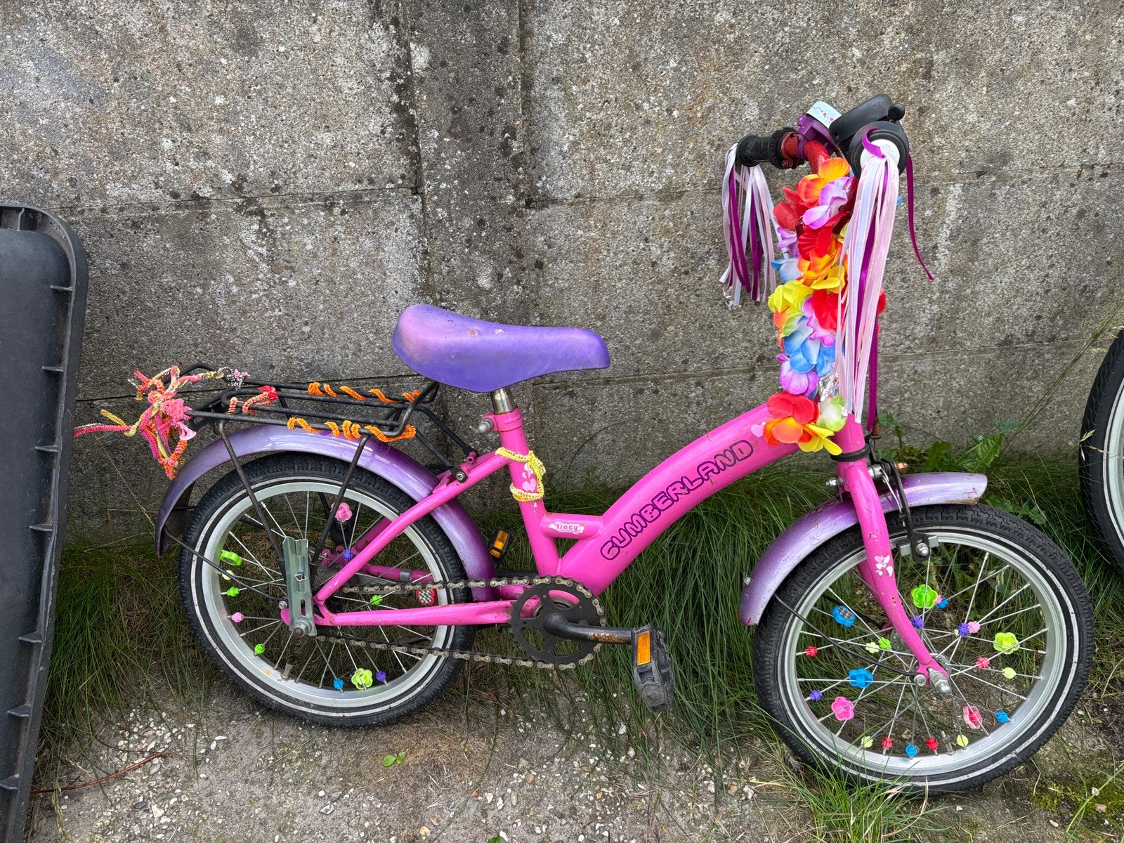 Roze/ paarse Kinderfiets 16 inch, Fietsen en Brommers, Ophalen, Gebruikt, Terugtraprem, 16 tot 20 inch