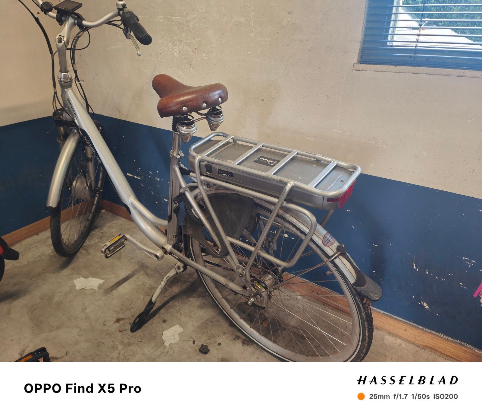 Vogue elektrische fiets met H30 storing, Fietsen en Brommers, Minder dan 30 km per accu, Gebruikt, 51 tot 55 cm, Ophalen