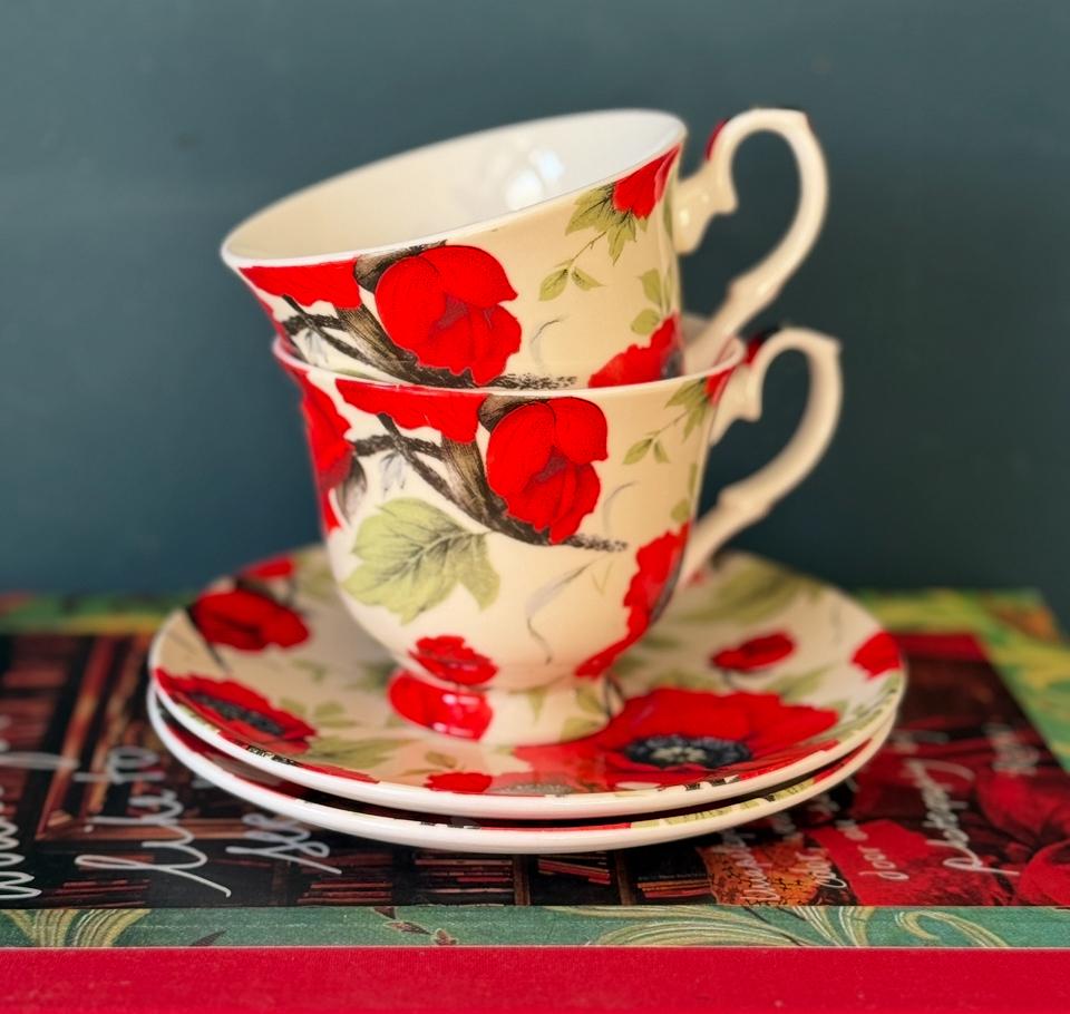 Empire Ware twee kop en schotels Poppy, Ophalen of Verzenden