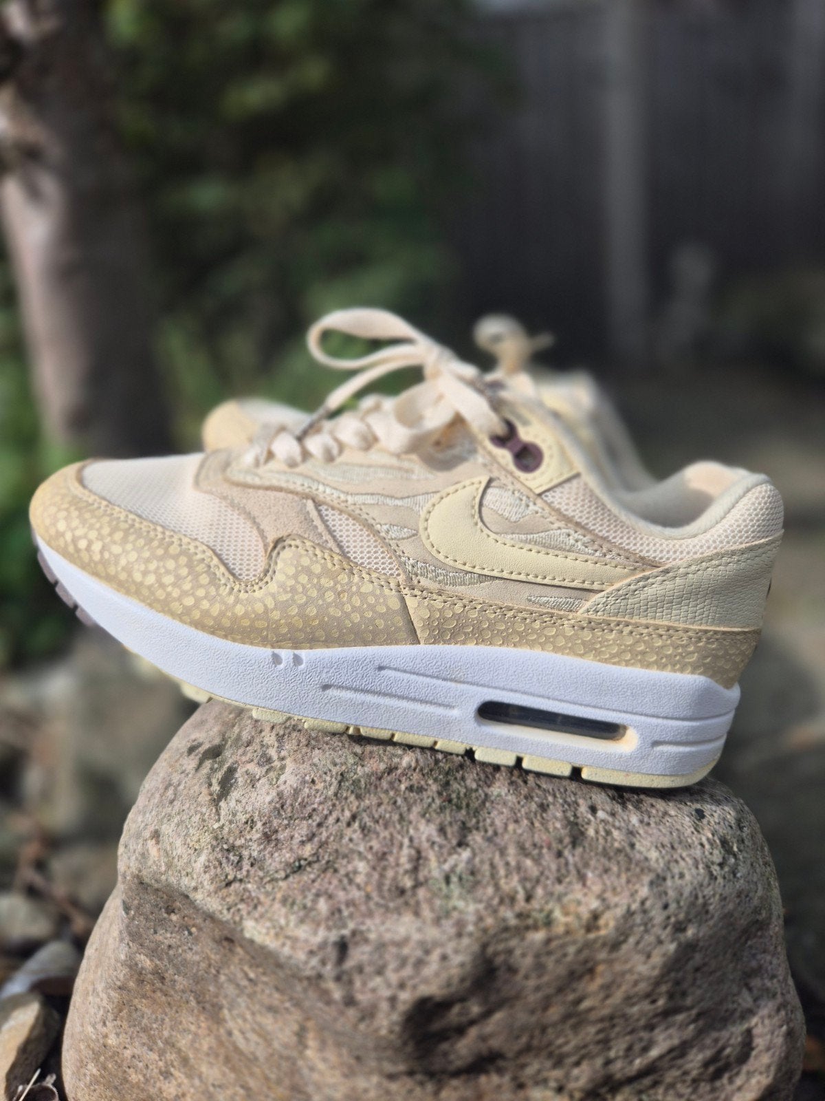 Nike air max 1 Coconut Milk 37,5, Geel, Ophalen of Verzenden, Nike air max, Sneakers of Gympen