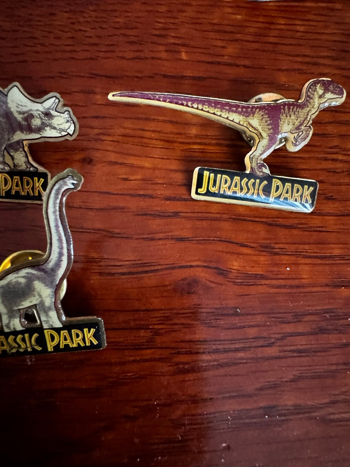 Jurassic Park Speldjes - Dinosaurus Pins, Ophalen of Verzenden, Zo goed als nieuw, Dier of Natuur, Speldje of Pin