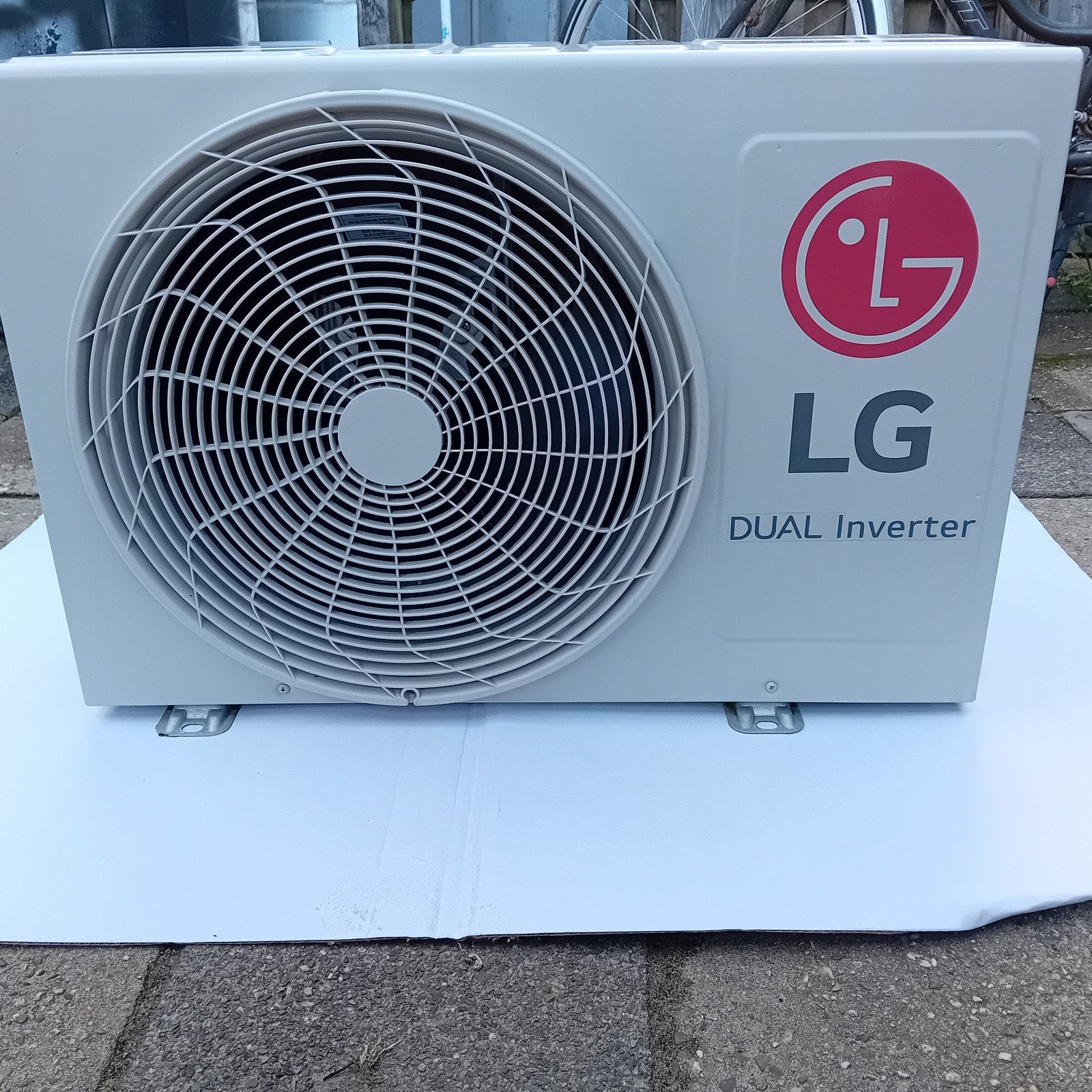 LG DUAL INVERTER Airco Buitenunit PC12SQ UA3, Ophalen, Gebruikt, Koelen en Ontvochtigen, Energieklasse A of zuiniger