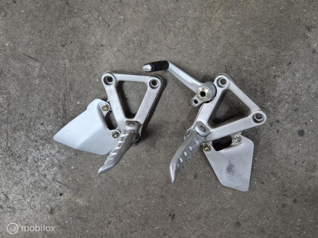 Voetsteun voetsteps schakelpendaal schakelpedaal 748 916 996, Gebruikt, Factorystore.service@ducati.com, Ophalen of Verzenden