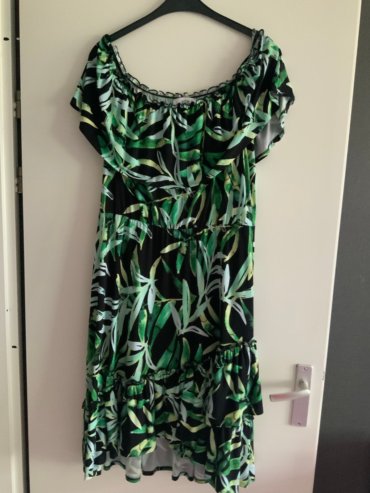 Joseph Ribkoff Zomerjurk met Bladprint - Maat 44, Maat 42/44 (L), Ophalen of Verzenden, Zo goed als nieuw, Onder de knie