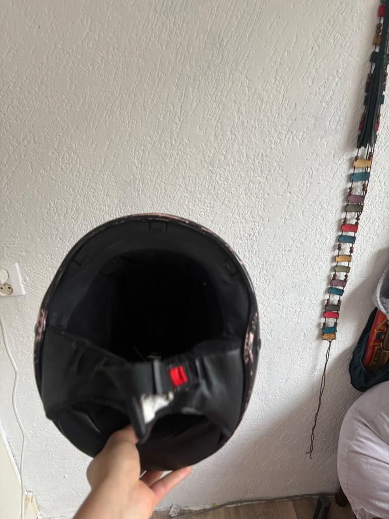 Scooter helm - Maat M - Functioneert perfect, Fietsen en Brommers, Brommerhelmen, Ophalen, Gebruikt, Medium