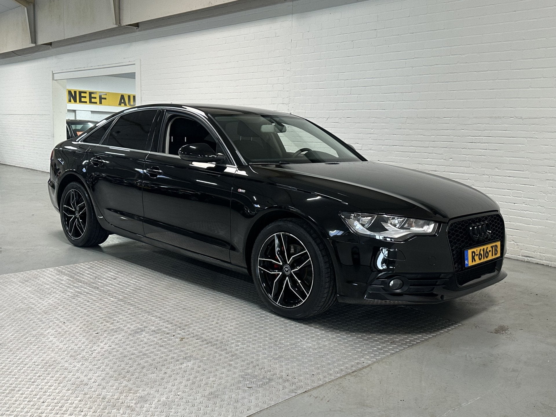 Audi A6 Limousine 2.0 TFSI Pro Line S CLIMA / CRUISE / NAVI, Voorwielaandrijving, Euro 5, Gebruikt, 4 cilinders