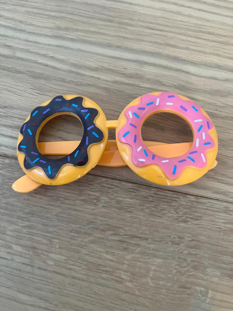 Leuke donut brillen voor feestjes, Ophalen of Verzenden, Zo goed als nieuw, Feestartikel, Verjaardag