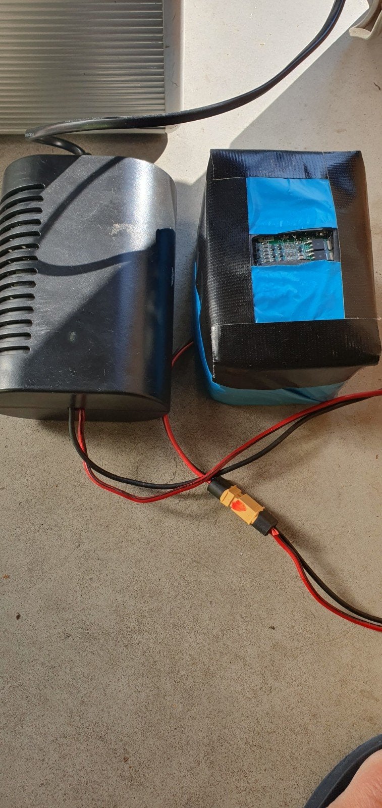 18650 powerpack 12v+lader, Ophalen of Verzenden