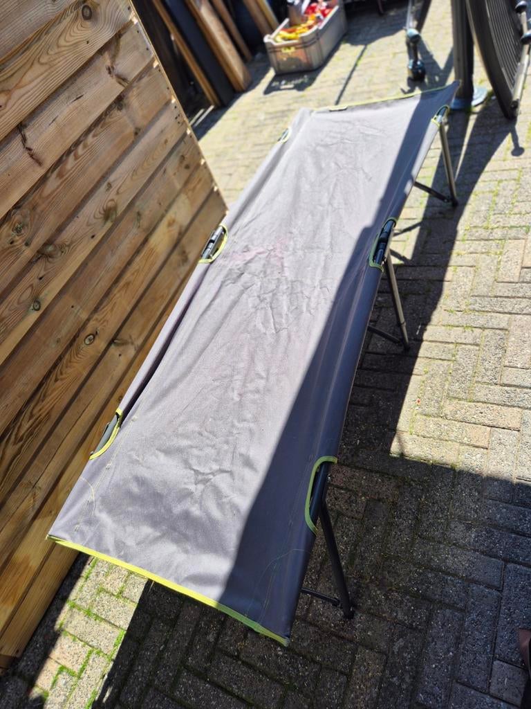 Stretcher zo goed als nieuw - Quechua L100 Camp Bed, Ophalen of Verzenden, Zo goed als nieuw