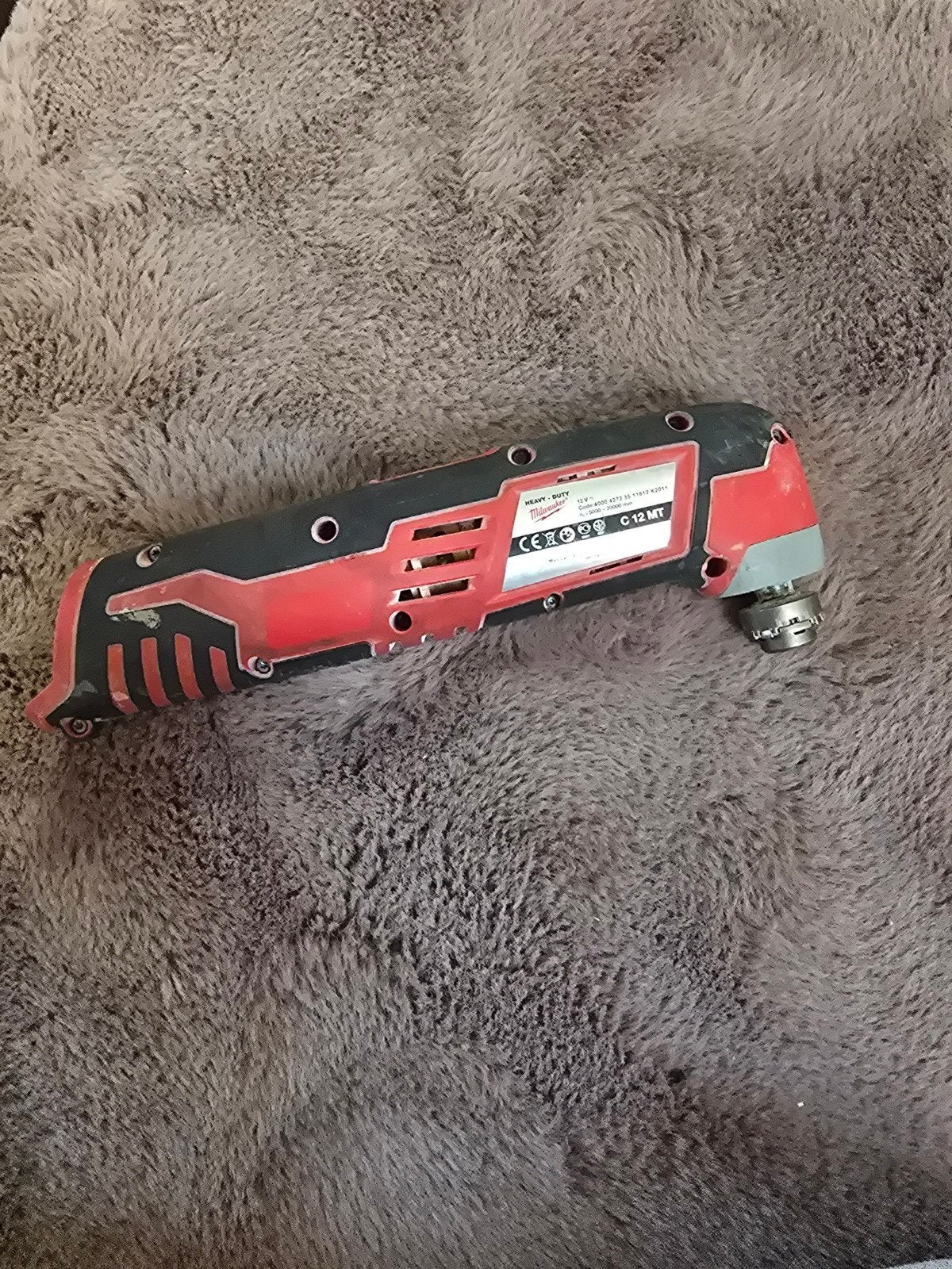 Milwaukee M12 Multitool met oplader en tas, Ophalen of Verzenden, Gebruikt