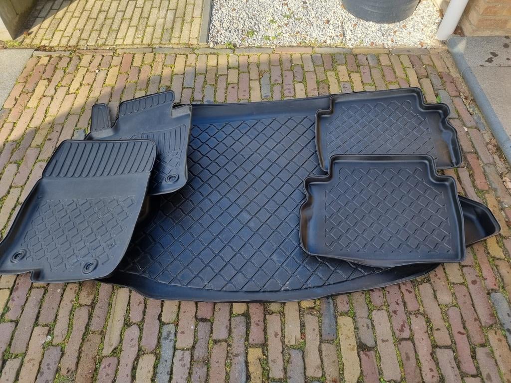Te koop:Rubber matset + koffermat voor Mazda CX 5 vanaf 2017, Ophalen, Zo goed als nieuw