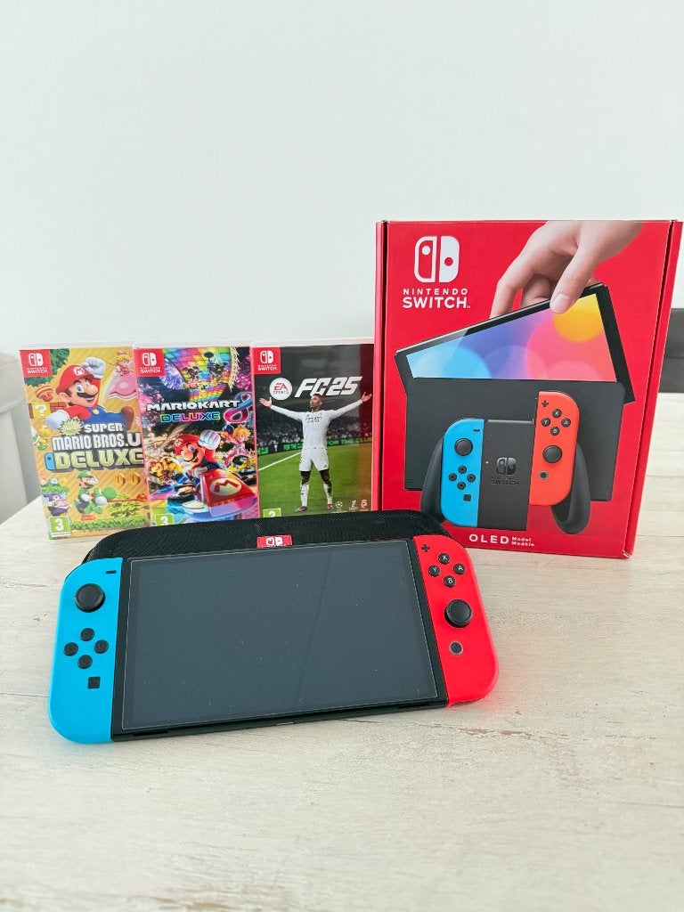Nintendo Switch Oled, Switch OLED, Met games, Ophalen of Verzenden, Zo goed als nieuw