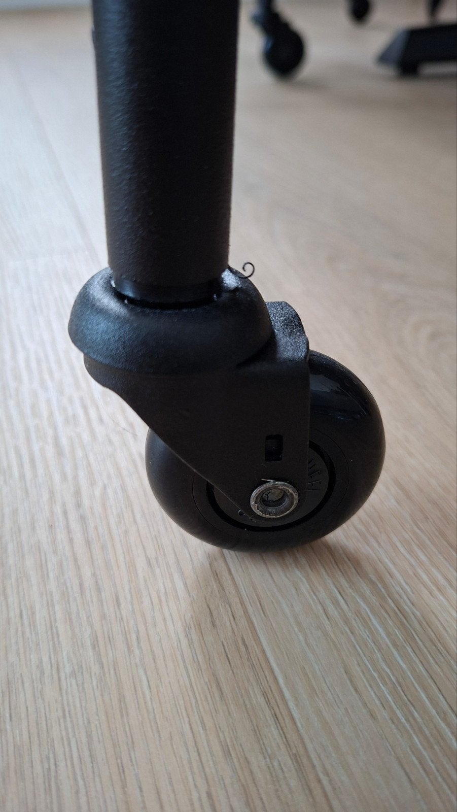 Zwenkwielen voor 6 eetkamerstoelen (skate), Huis en Inrichting, Ophalen of Verzenden, Zo goed als nieuw