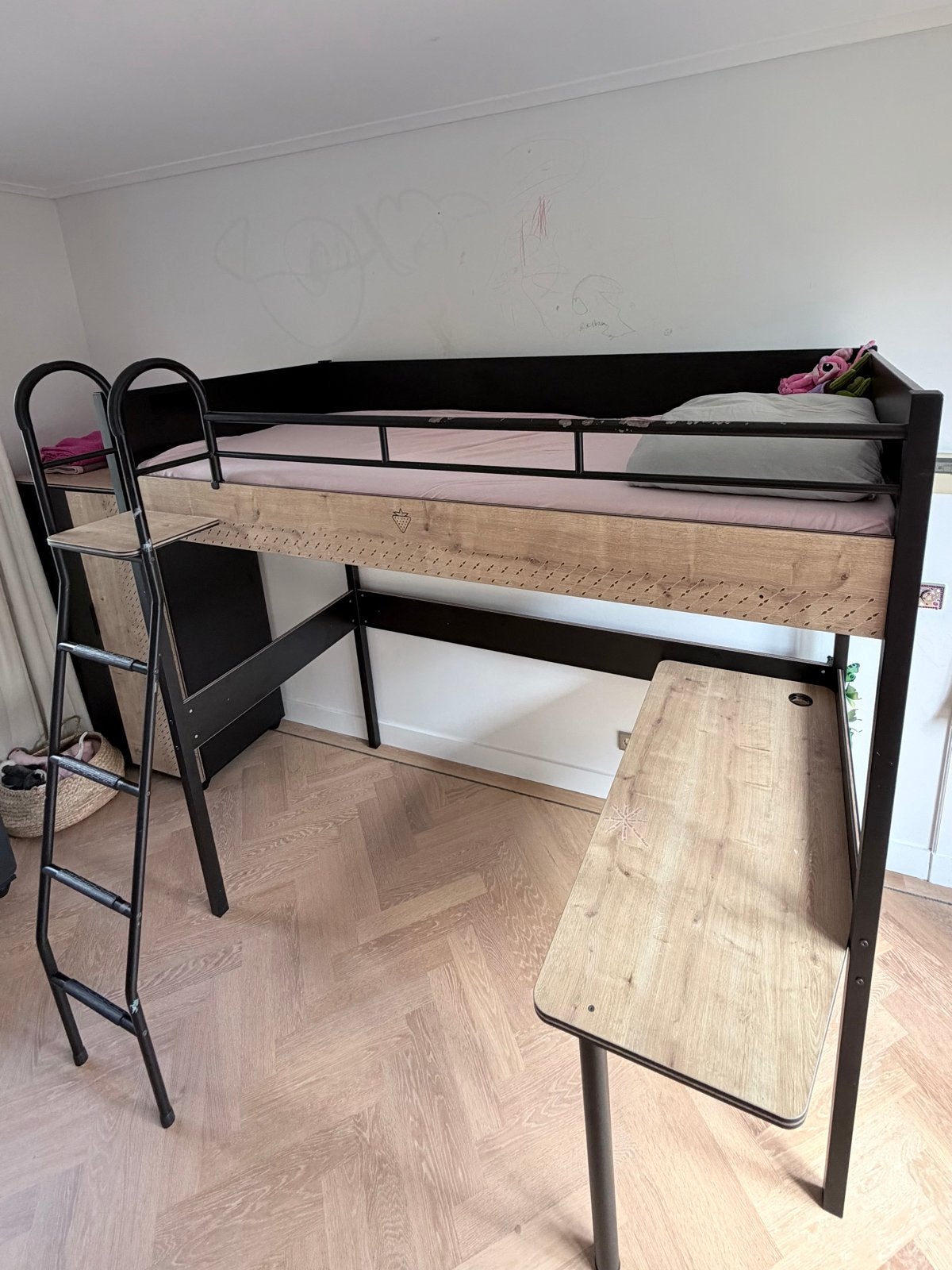 Hoogslaper met bureau en opbergruimte, Huis en Inrichting, Slaapkamer | Stapelbedden en Hoogslapers, Ophalen, Gebruikt, Hoogslaper
