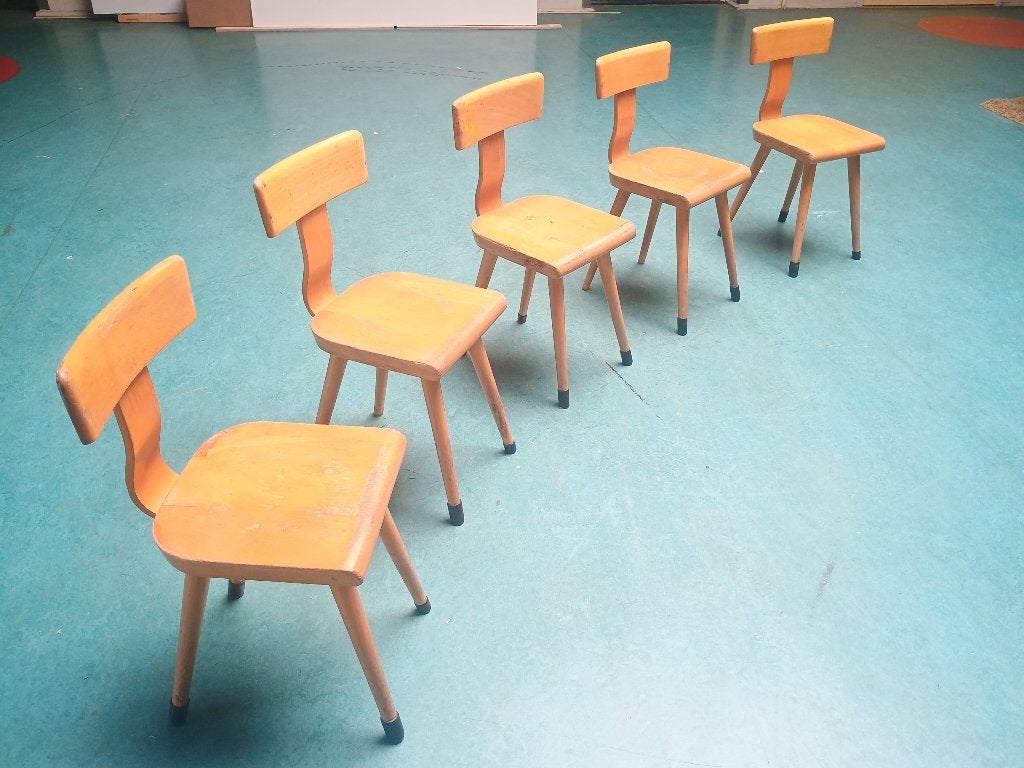 5 Vintage Oud Hollandse kinder/schoolstoeltjes, Huis en Inrichting, Stoelen, Ophalen, Gebruikt, Bruin, Oud Hollands